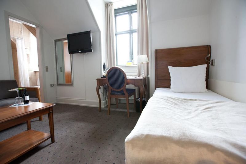 Best Western Hotel Hebron 3*