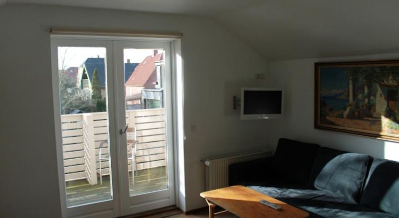 Lavilla Guesthouse 2*