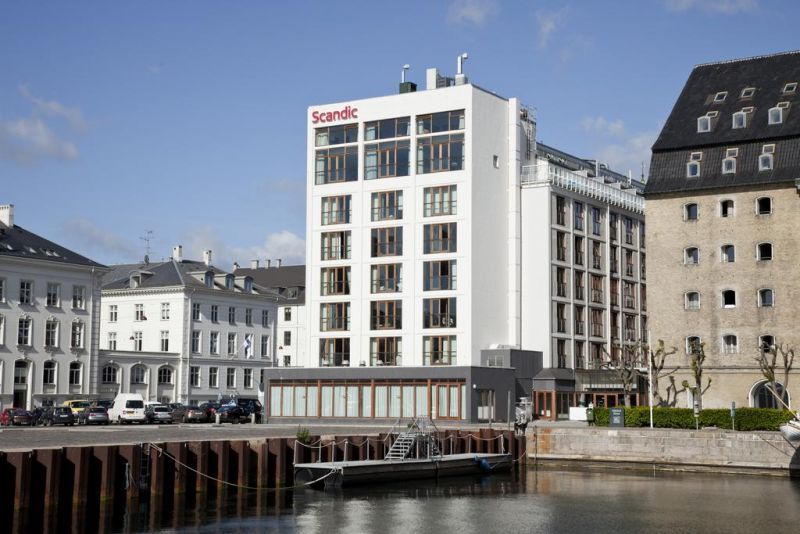 Scandic Front 4*