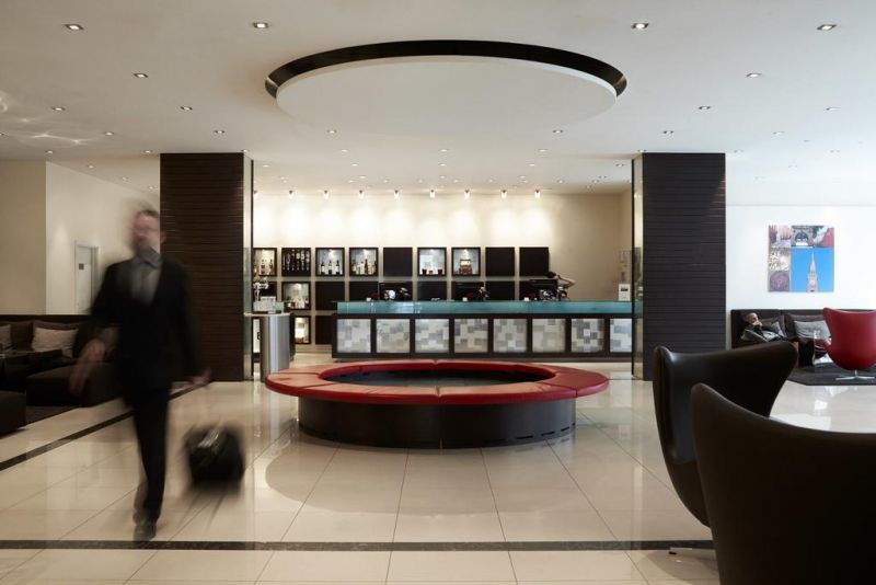 The Square 4*