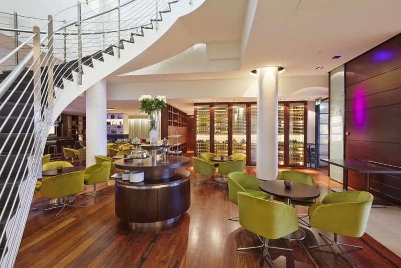 Hilton Reykjavik Nordica 4*