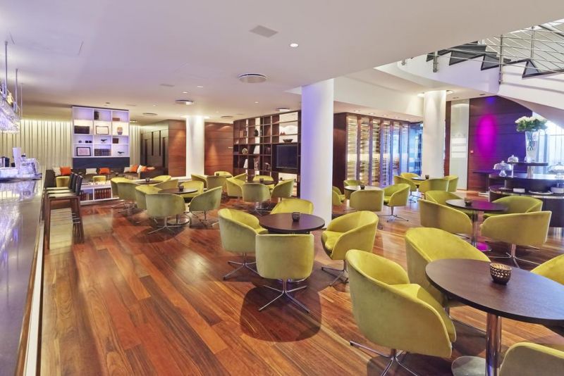 Hilton Reykjavik Nordica 4*