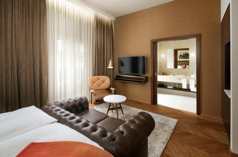 Reykjavik Konsulat Hotel 4*