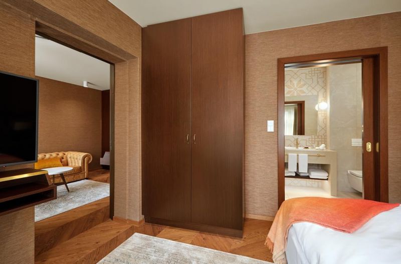 Reykjavik Konsulat Hotel 4*