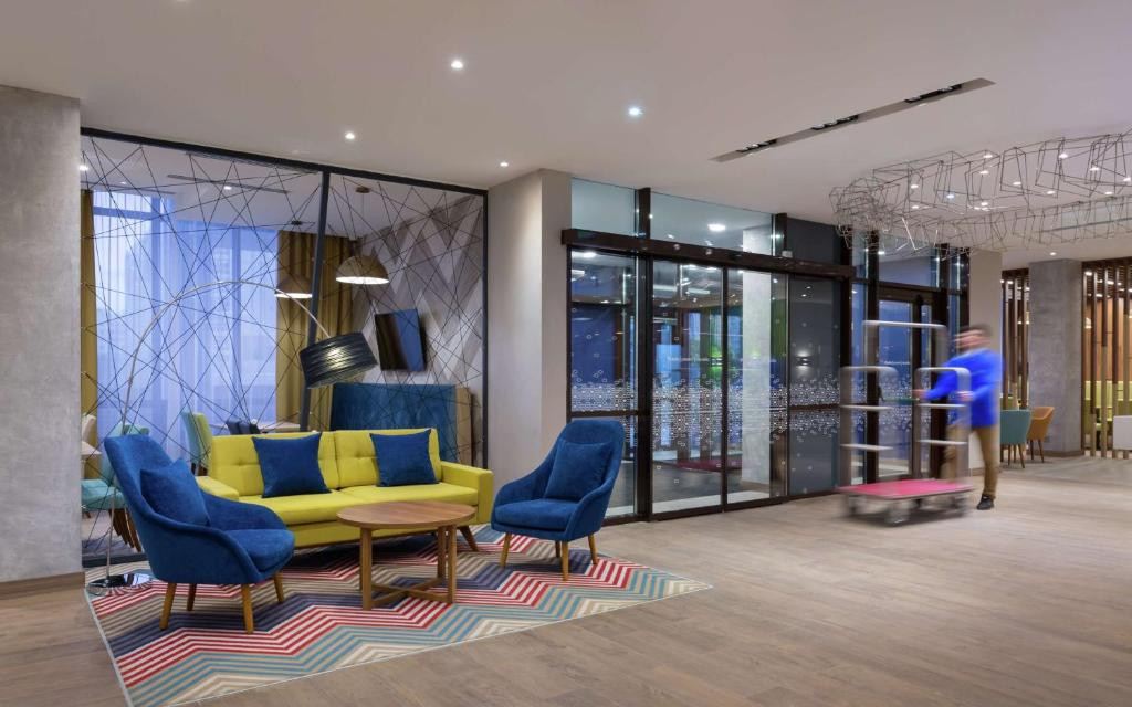 Hampton By Hilton Astana Triumphal Arch 4*