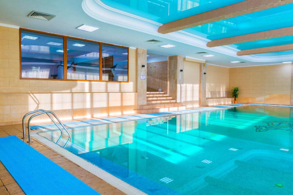Park Hotel Kokshetau 4*