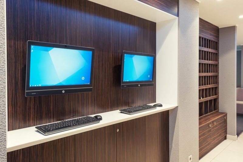 Park Inn 4*