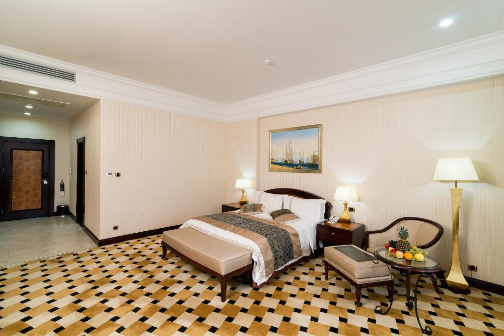 Royal Tulip Almaty 5*