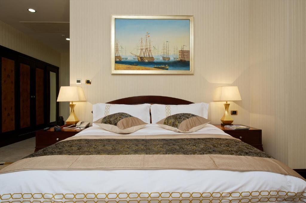 Royal Tulip Almaty 5*