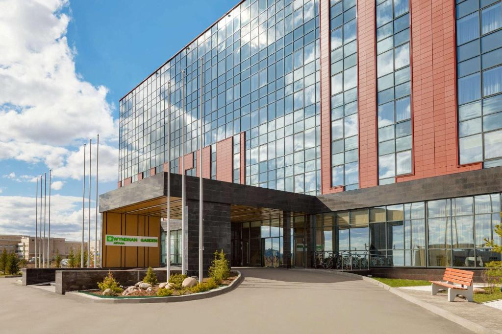 Wyndham Garden Astana 4*