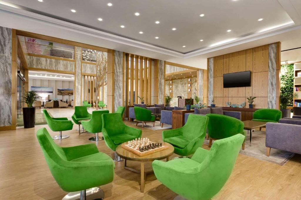 Wyndham Garden Astana 4*