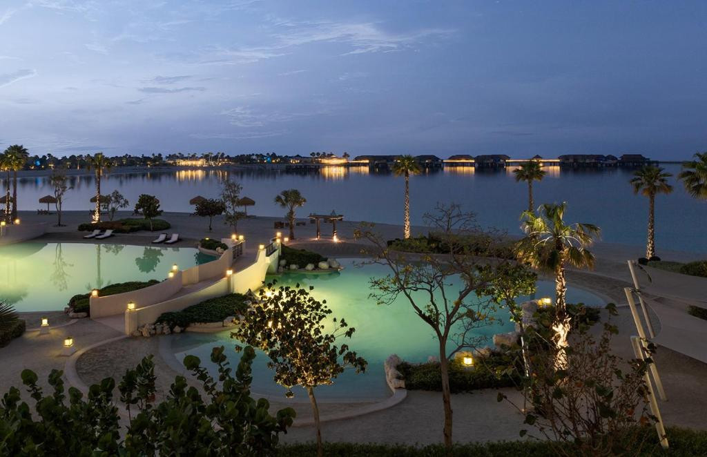 Banana Island Resort By Anantara 5*
