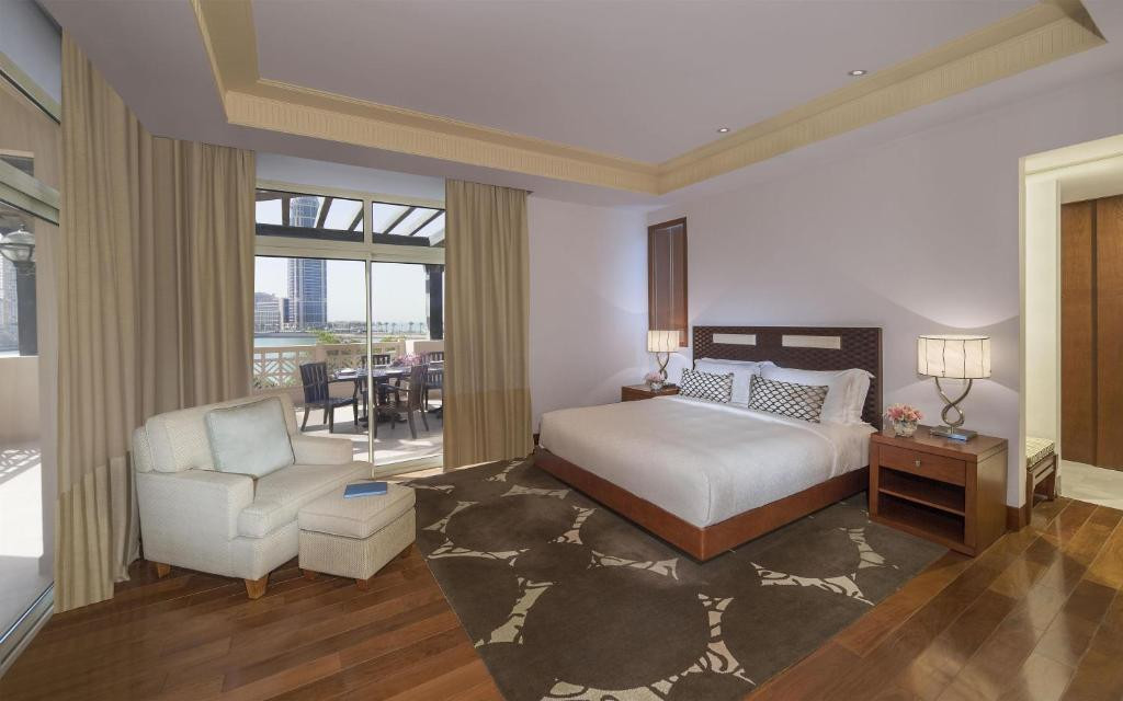 Grand Hyatt Doha Hotel & Villas 5*