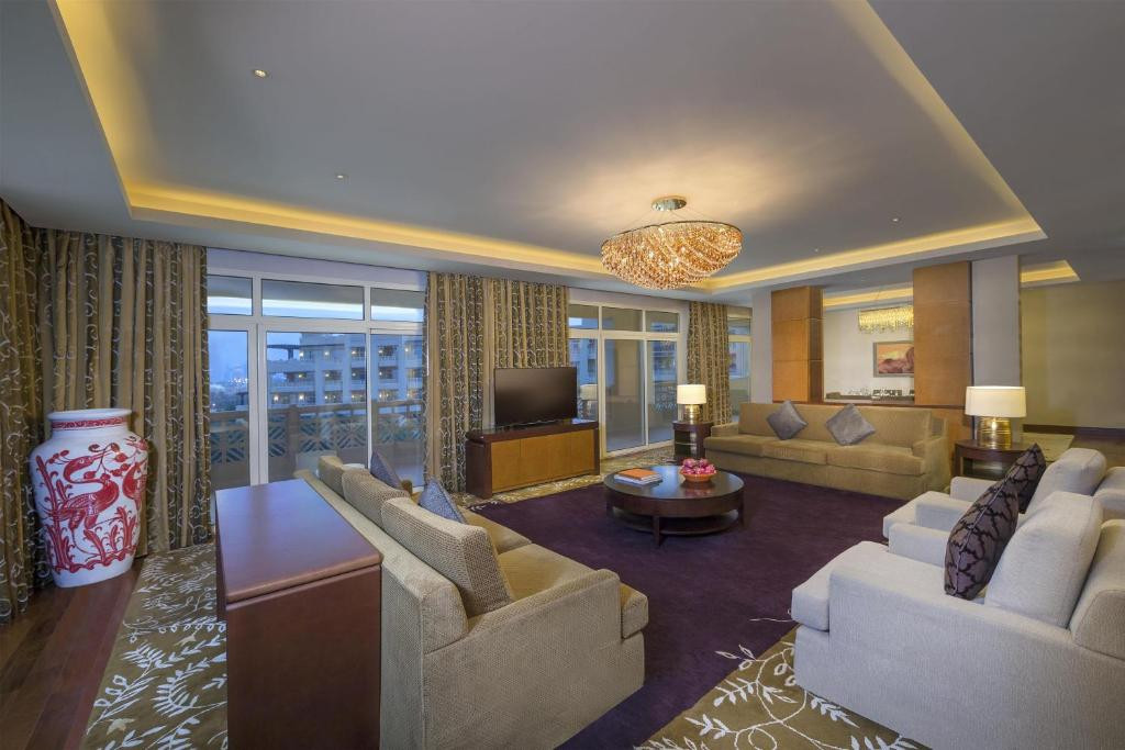 Grand Hyatt Doha Hotel & Villas 5*