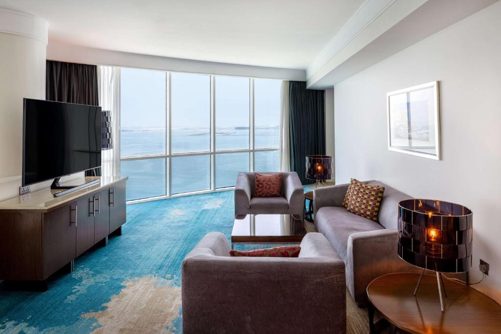 Hilton Doha 5*