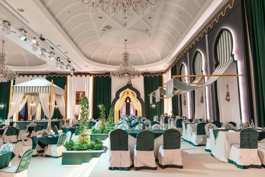 The Ritz Carlton Doha 5*