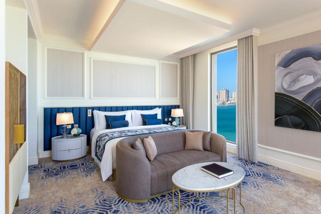 The St. Regis 5*