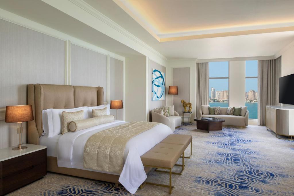 The St. Regis 5*