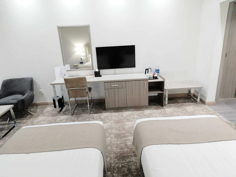 Gloria Hotel & Suites 5*