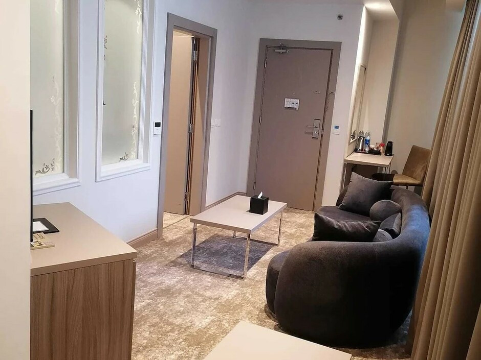 Gloria Hotel & Suites 5*