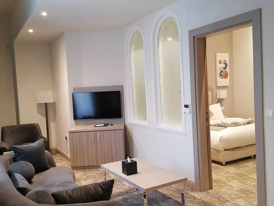 Gloria Hotel & Suites 5*
