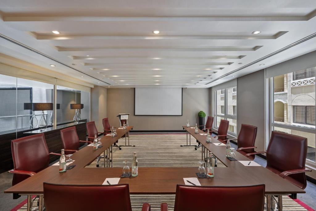 Centro Capital 4*