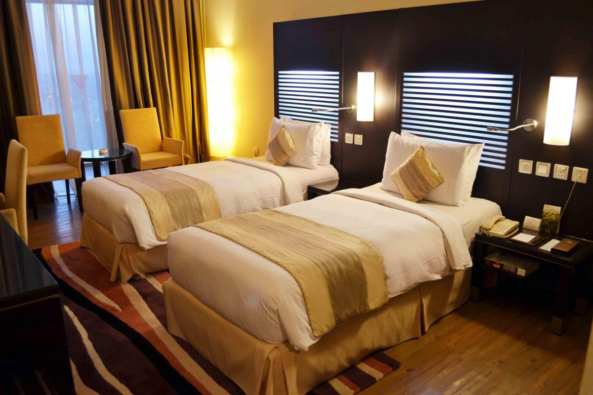 Holiday Villa Hotel & Residence City Centre 4*