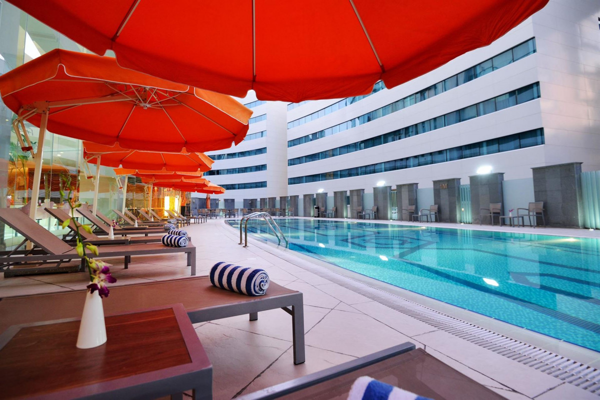 Holiday Villa Hotel & Residence City Centre 4*
