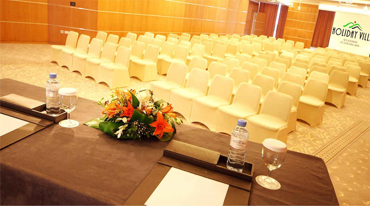 Holiday Villa Hotel & Residence City Centre 4*