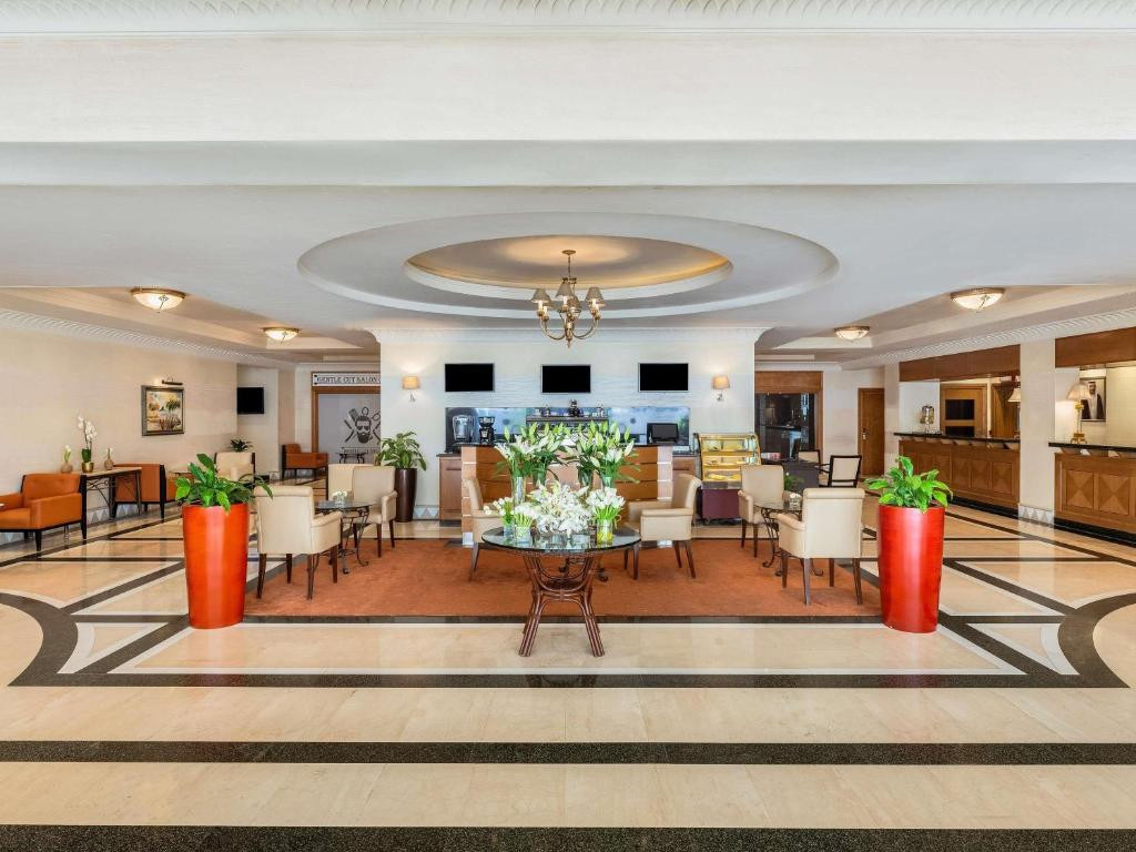 Movenpick Hotel Doha 4*