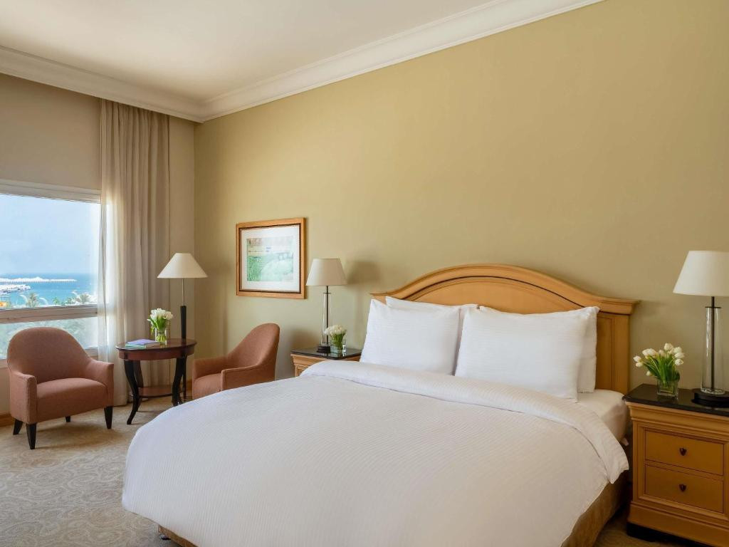 Movenpick Hotel Doha 4*