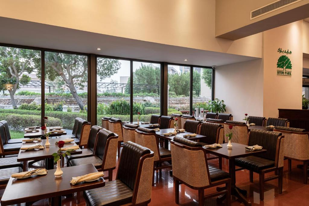 Radisson Blu Hotel & Resort 4*