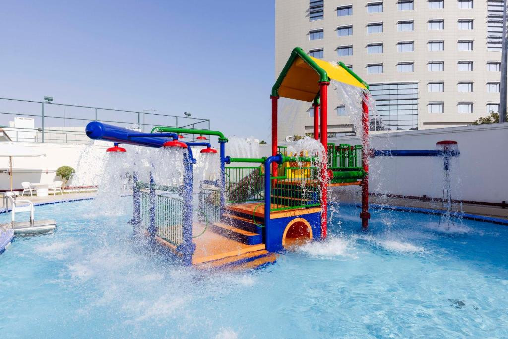 Radisson Blu Hotel & Resort 4*