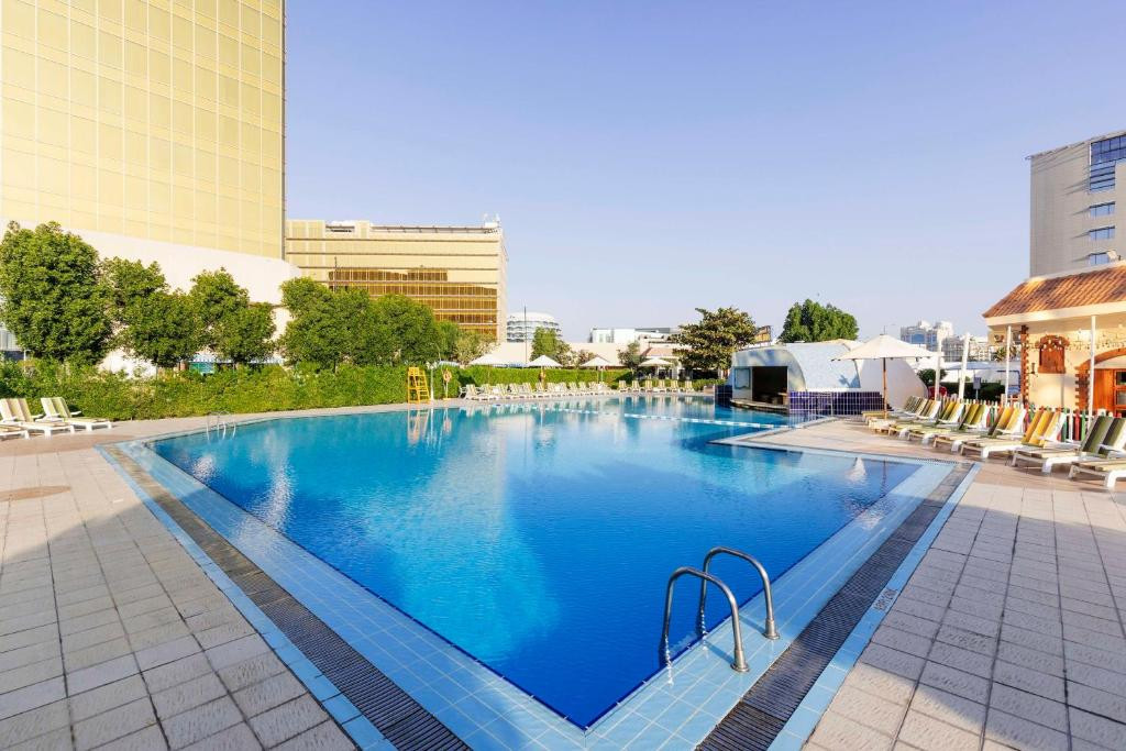 Radisson Blu Hotel & Resort 4*
