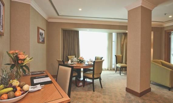 Retaj Royale Doha 5*