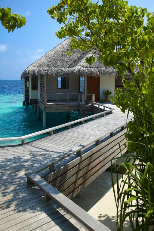 Dusit Thani Maldives 5*