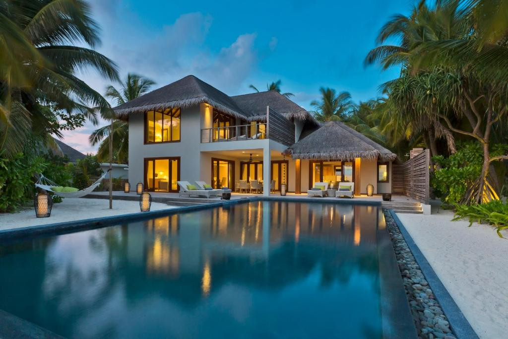 Dusit Thani Maldives 5*