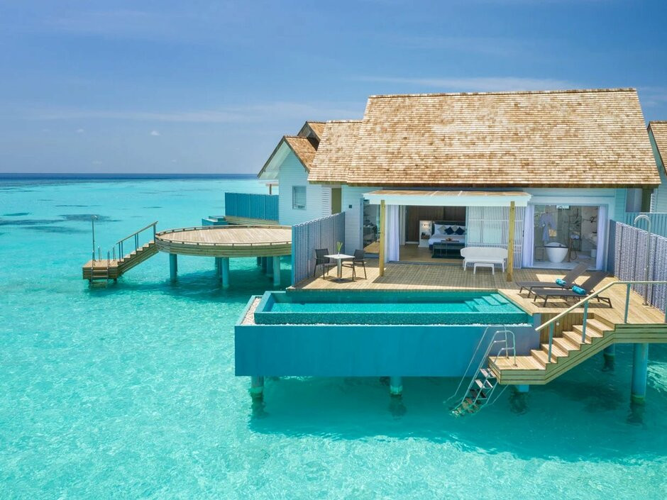 Outrigger Maldives Maafushivaru Resort 5*