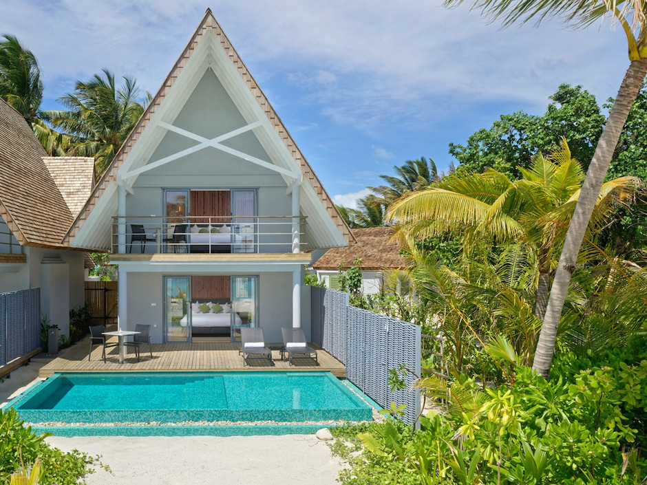 Outrigger Maldives Maafushivaru Resort 5*