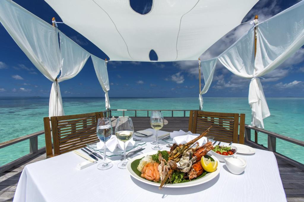 Baros Maldives 5*