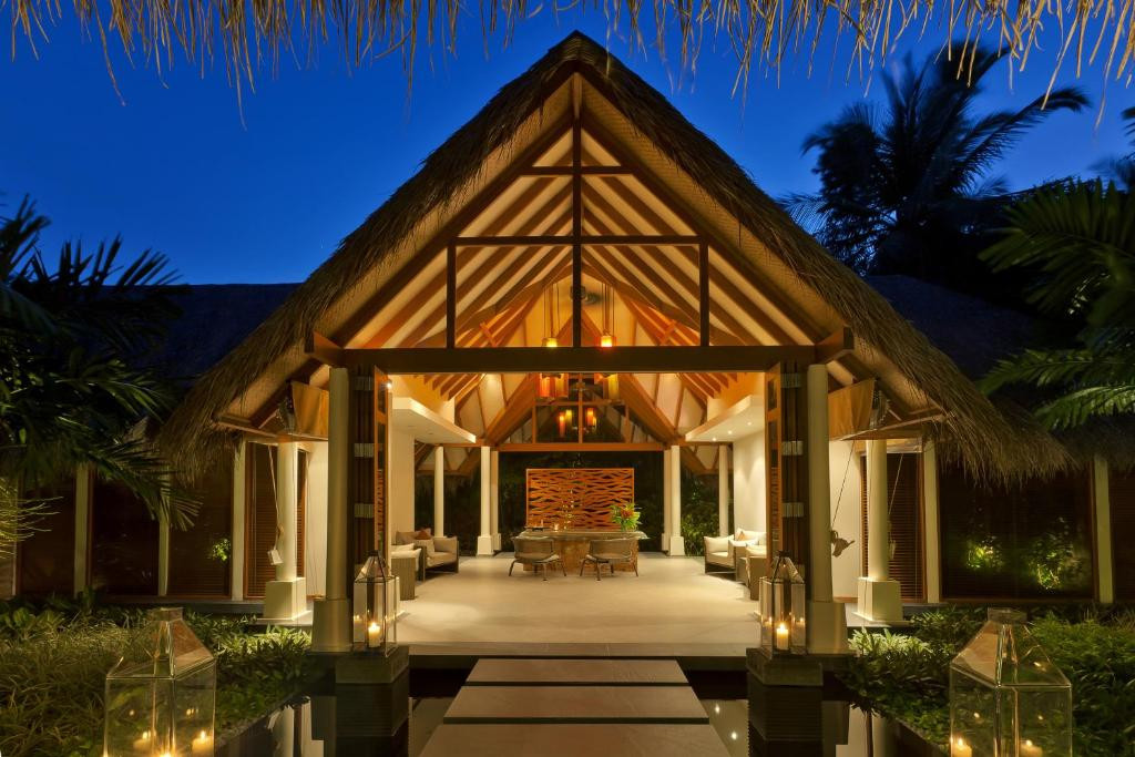 Baros Maldives 5*