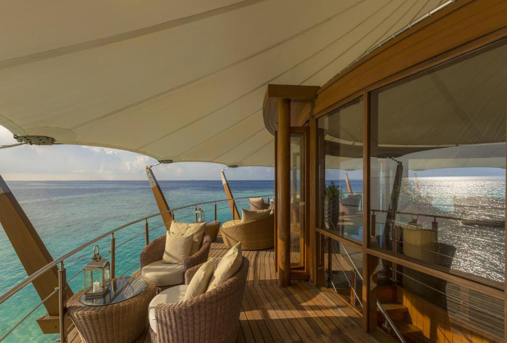 Baros Maldives 5*
