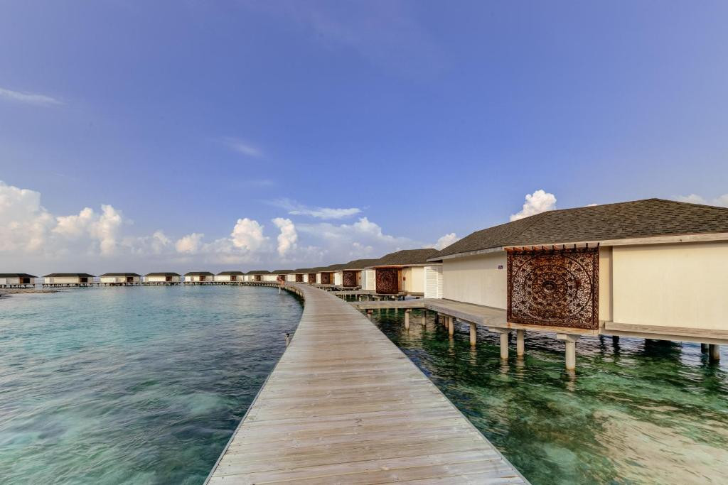 Cinnamon Dhonveli Maldives (Ex. Chaaya Island Dhonveli) 4*
