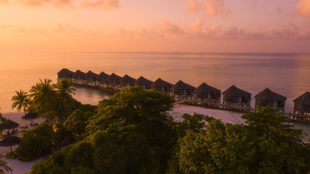 Kuredu Island Resort 4*