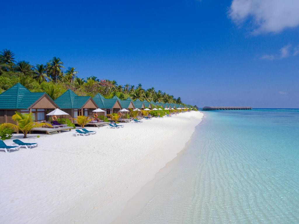 Meeru Island Resort 4*