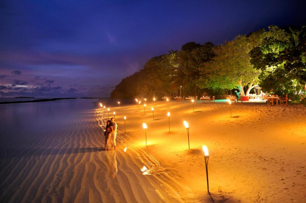 Royal Island Resort & Spa 5*
