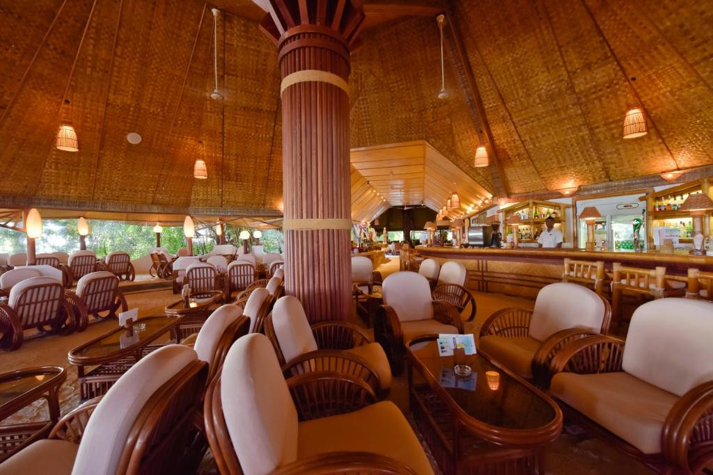 Thulhagiri Island Resort 4*