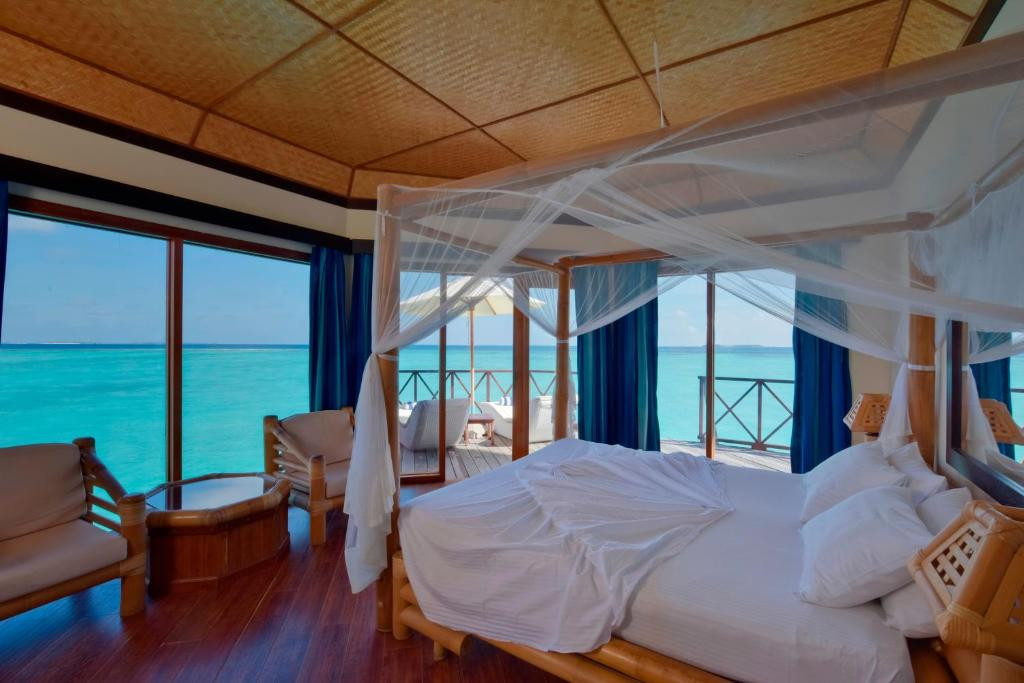 Thulhagiri Island Resort 4*