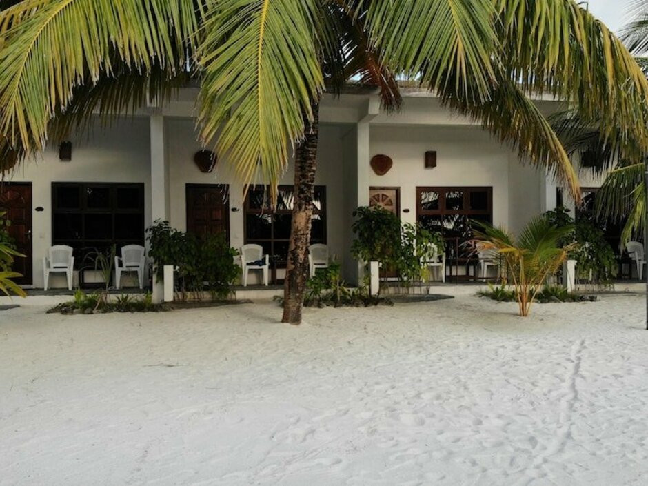 Lagoon View Maldives 4*