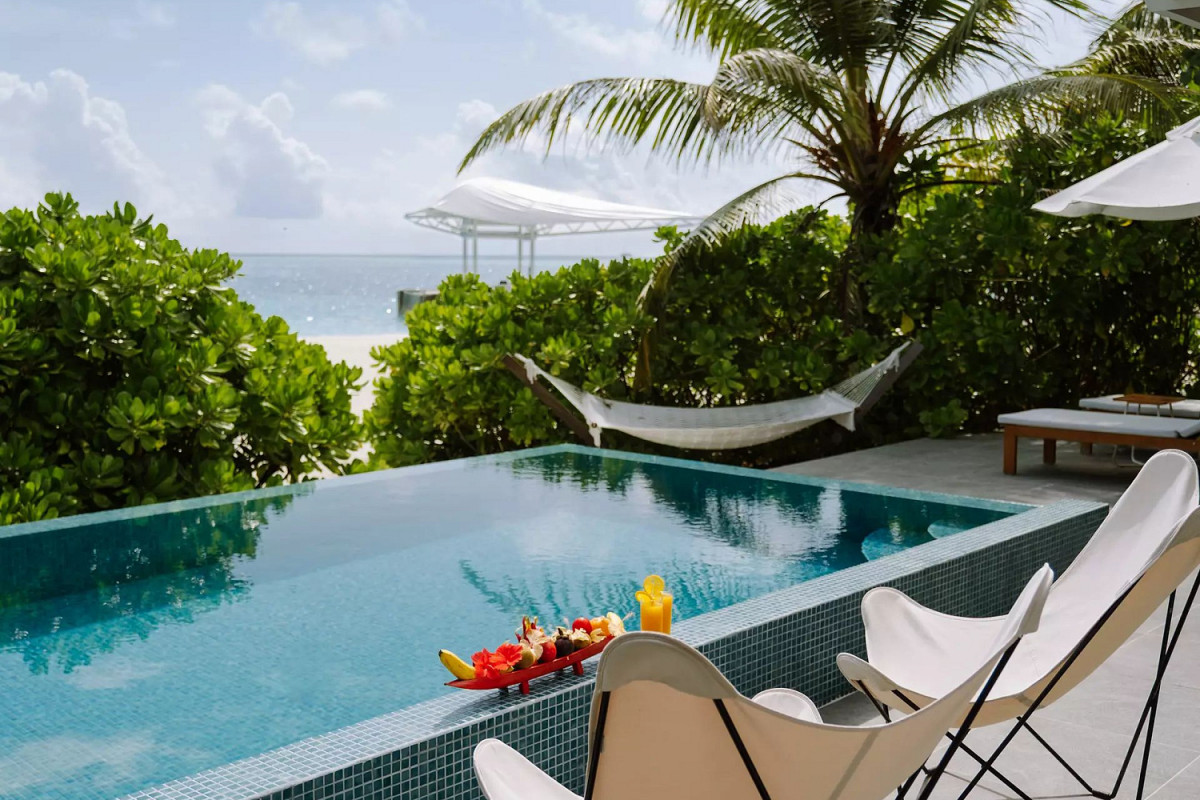 The Standard Huruvalhi Maldives 5*